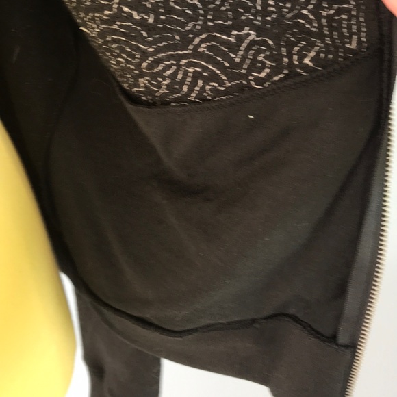 VS Pink sequent hoody - Picture 6 of 8